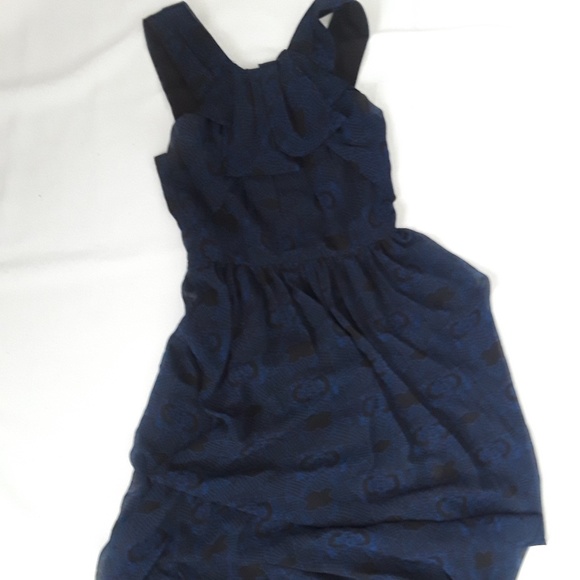 {W118 BY WALTER BAKER} Bow Neck Maxi Formal Dress - Picture 4 of 6